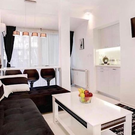 Zero-Waste Studio Apartment in Central Sofia Esterno foto