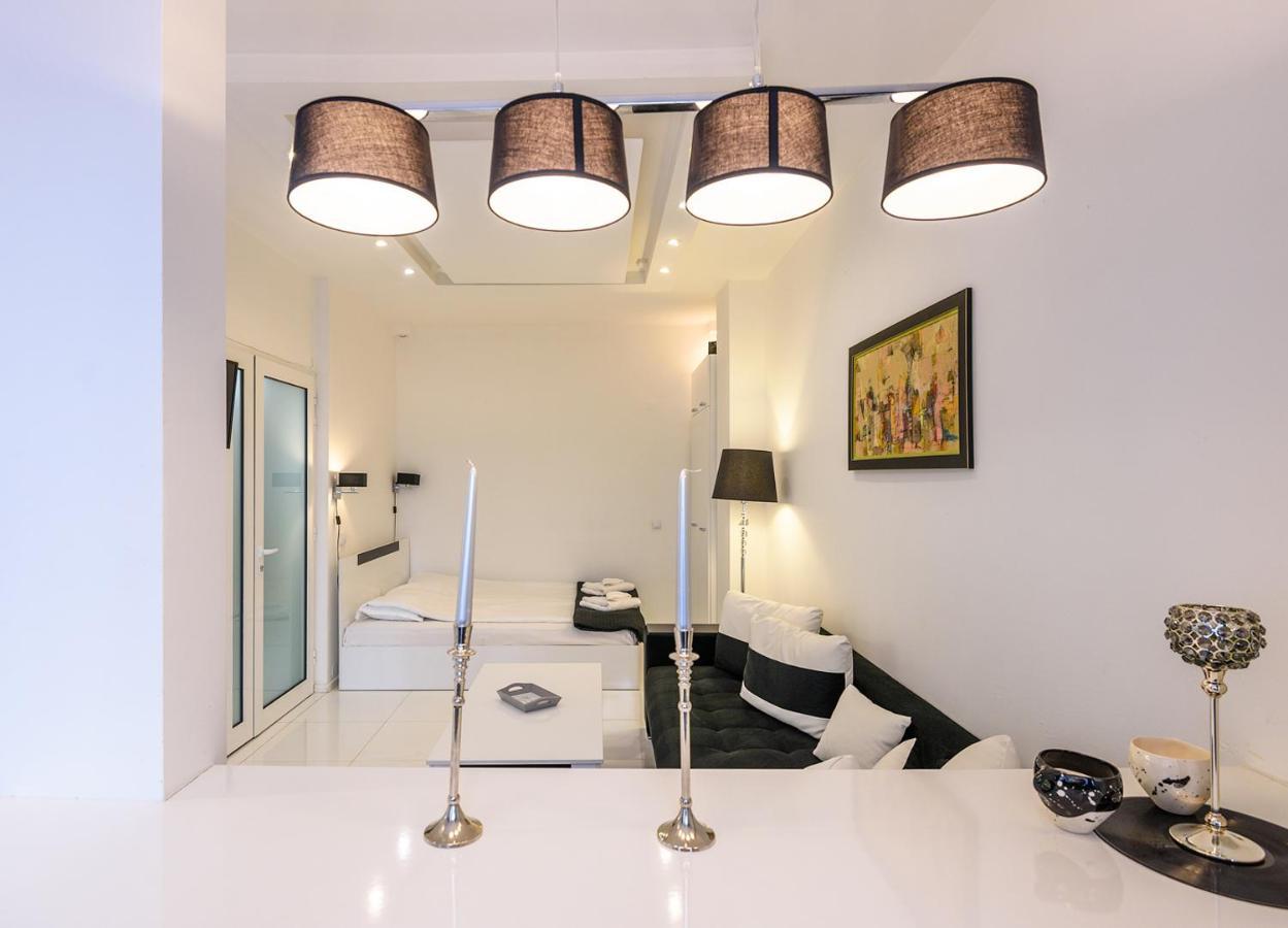Zero-Waste Studio Apartment in Central Sofia Esterno foto